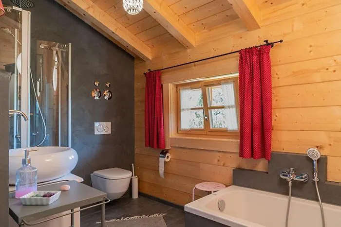 Alchemilla Apartment
